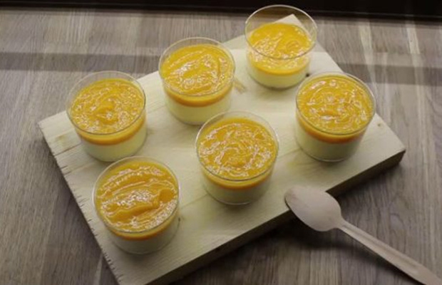 Cần chuẩn bị những nguyên liệu gì để làm panna cotta cam?
