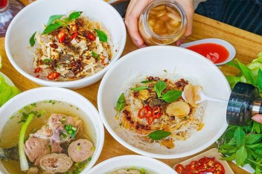 khóa học nấu phở khô gia lai