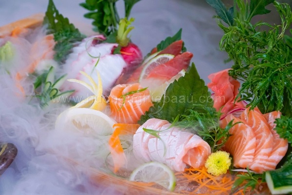 học làm sashimi