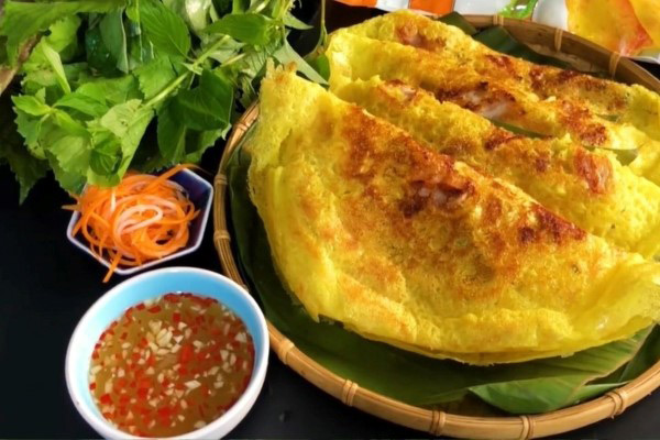 Mẹo đổ bánh xèo miền Tây giòn lâu